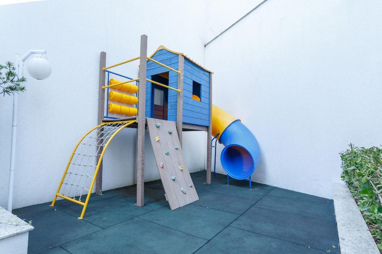 Apto No Centro Com Piscina Rri103