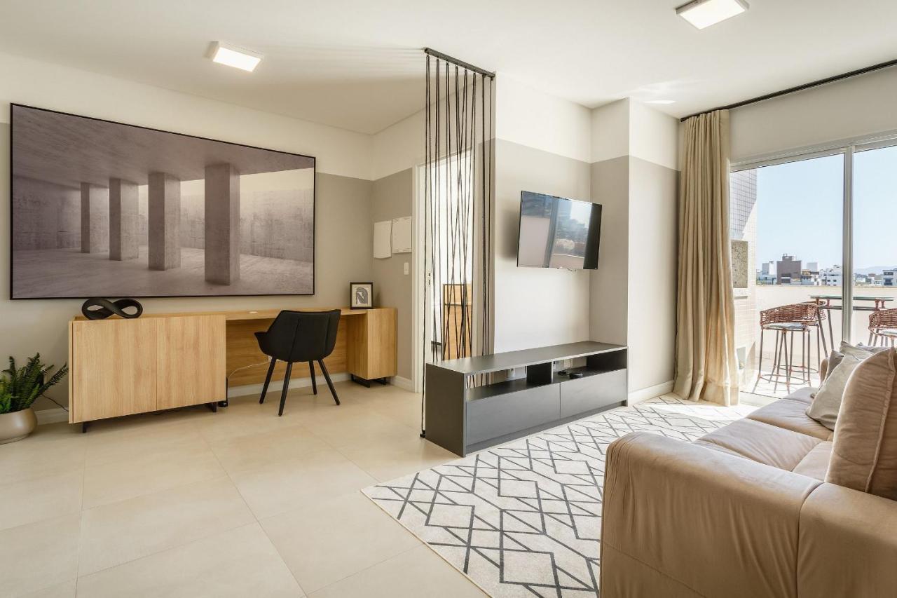 Apartamento Apto No Centro Com Piscina Rri103